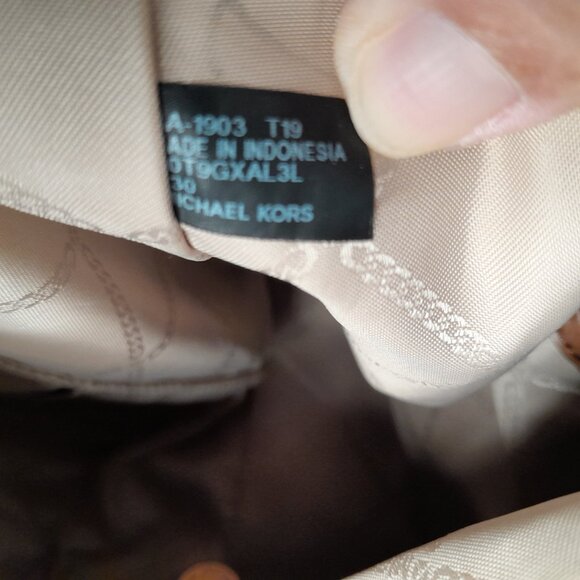 NWOT - MICHAEL KORS Aria Large Shoulder Bag 30T9GXAL3L 230 Women's Luggage Tote - Picture 6 of 7